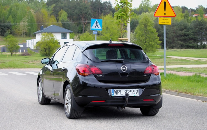 Opel Astra cena 20900 przebieg: 247661, rok produkcji 2011 z Płock małe 667